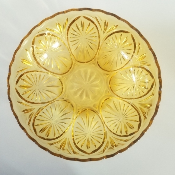 Anchor Hocking | Star & Cameo Medallion  Bowl - Picture 1 of 5